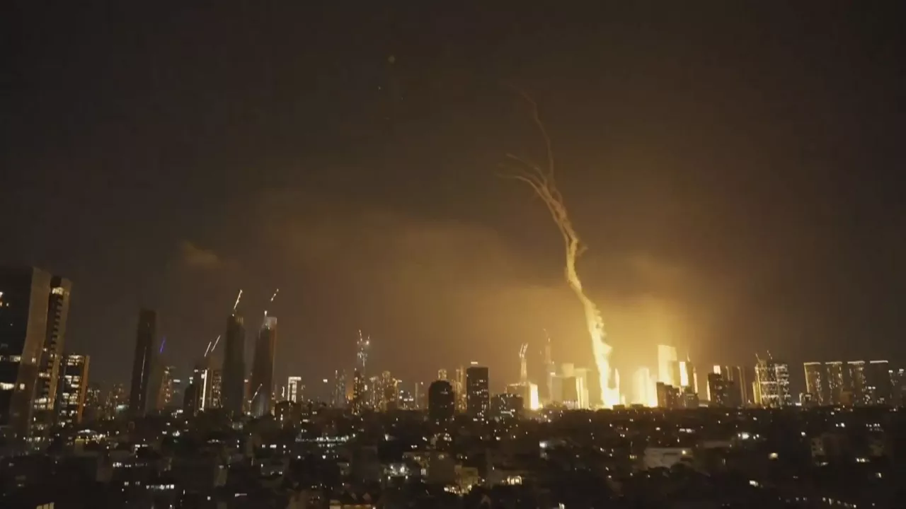 ataque sobre tel aviv