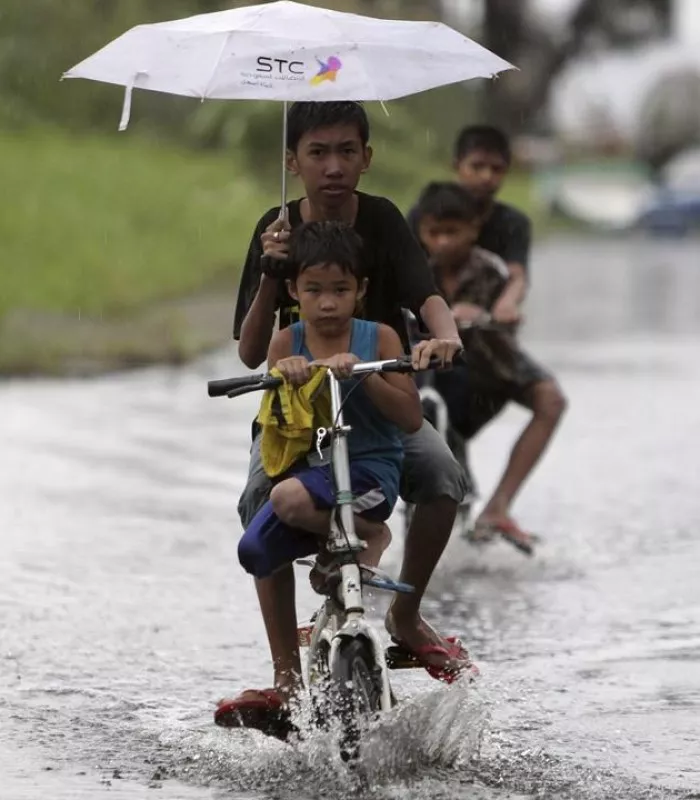 El tifón Haiyan azota las islas Filipinas. Foto: EFE.