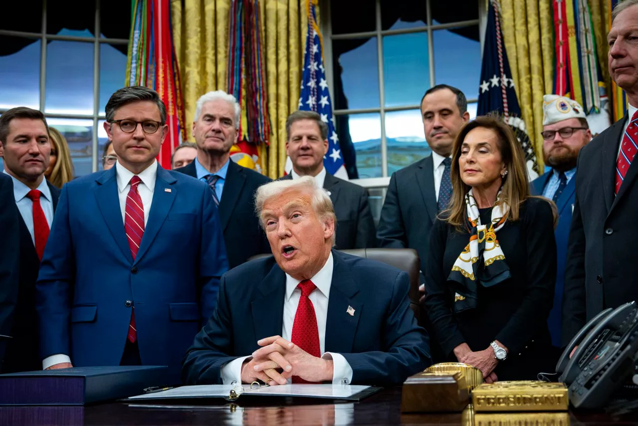 trump firma fin cierre administracion efe