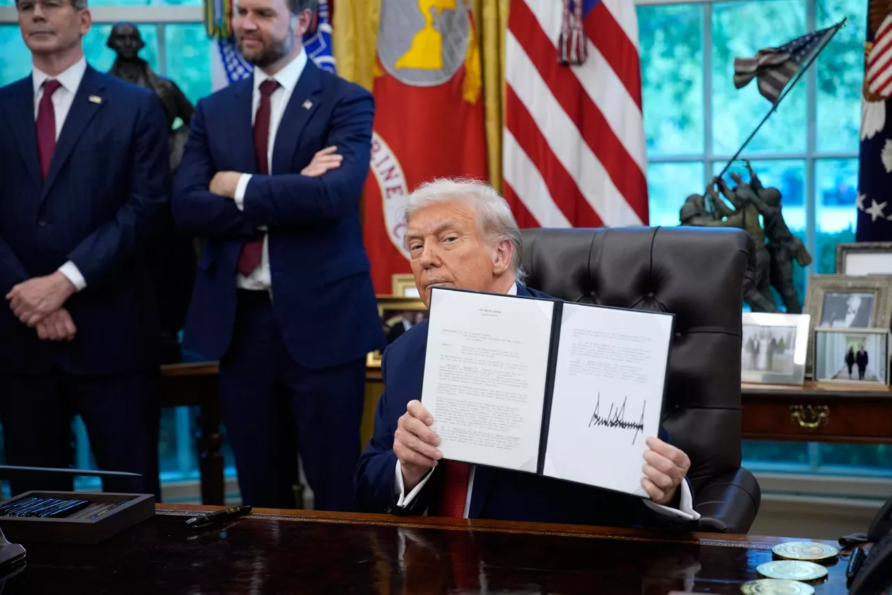 Trump firma orden ejecutiva para pedir la pena de muerte en Washington DC