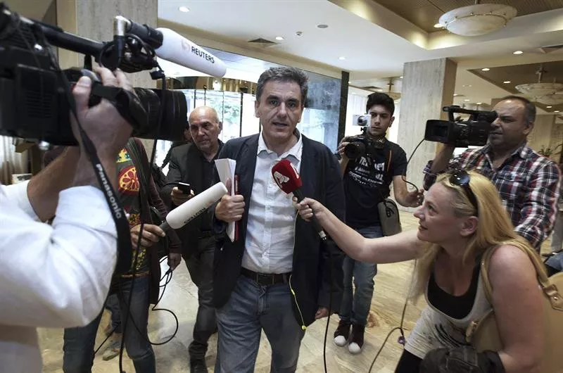 Euclidis Tsakalotos.