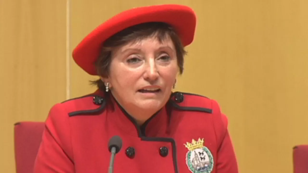 Artola había sido nombrada txupinera de la Aste Nagusia 2013 por el Ayuntamiento de Bilbao. EiTB