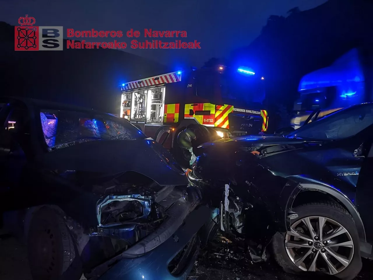Cinco heridos tras colisionar dos coches en Valtierra