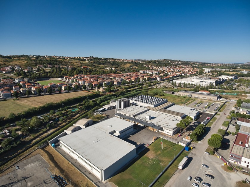 Ascoli Piceno sito produttivo Finproject Versalis Eni