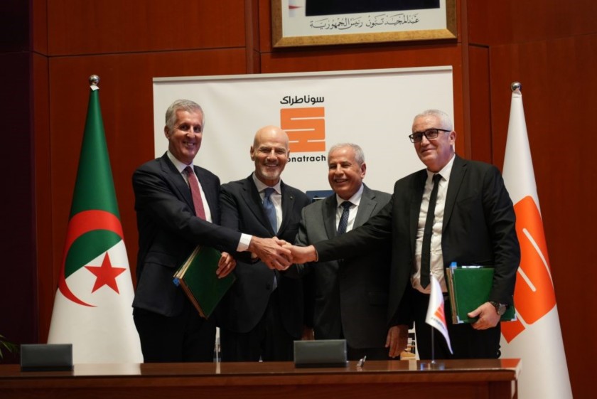 The President of the Republic of Algeria Abdelmadjid Tebboune meets Eni CEO Claudio Descalzi
