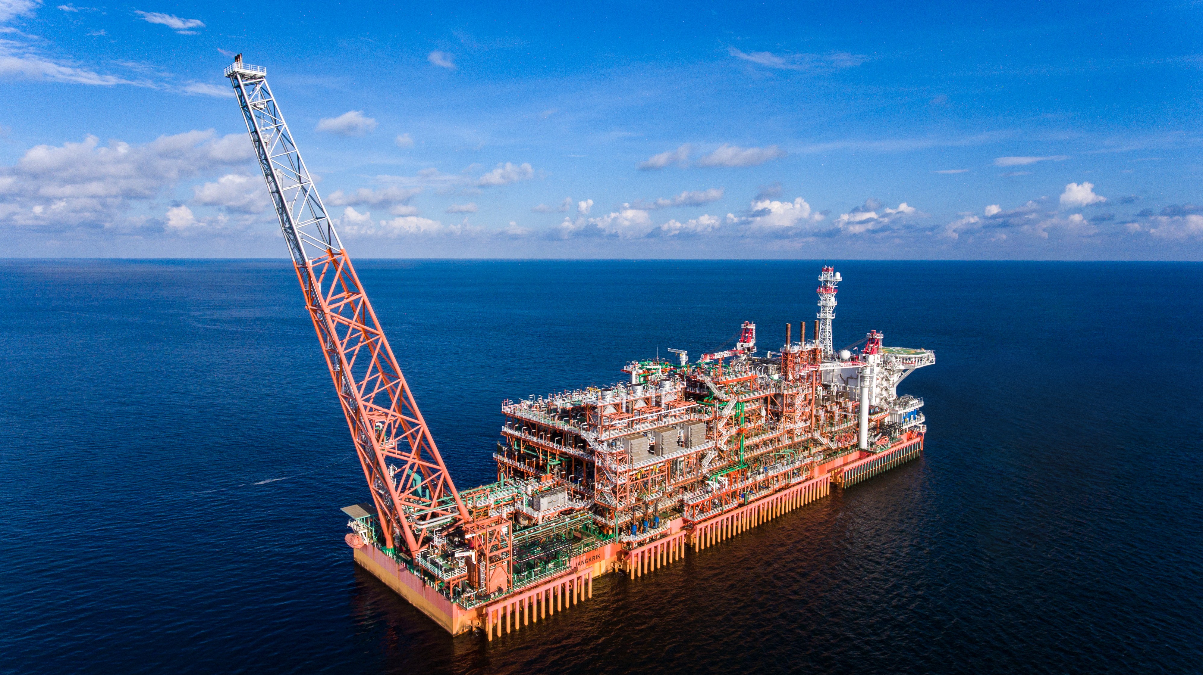 Eni Makes Major Indonesia Gas Discovery with Estimated 5 Tcf Resource in Offshore Kutei Basin