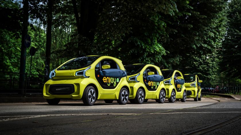 A group of Enjoy XEV cars
