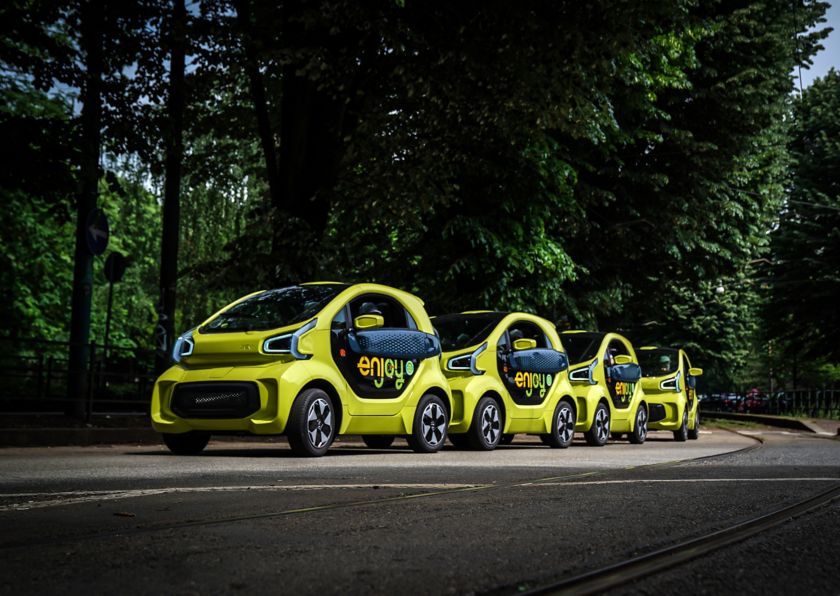 A group of Enjoy XEV cars