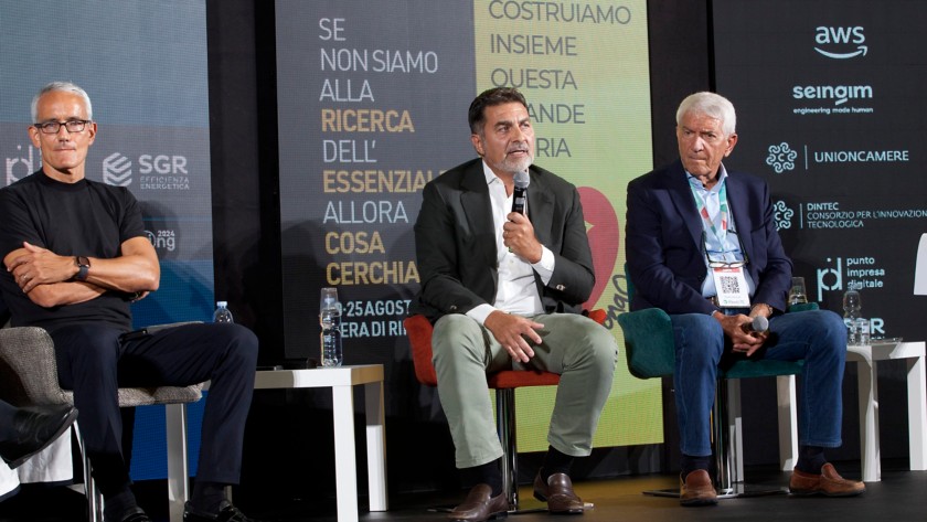 Francesco Gattei sul palco del Meeting di Rimini 2024