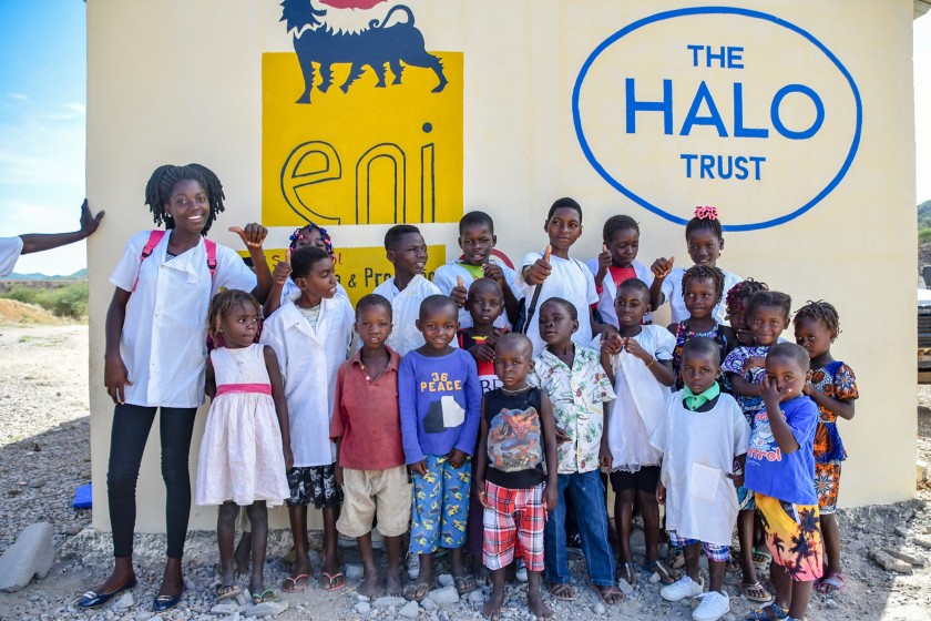 Group of African children