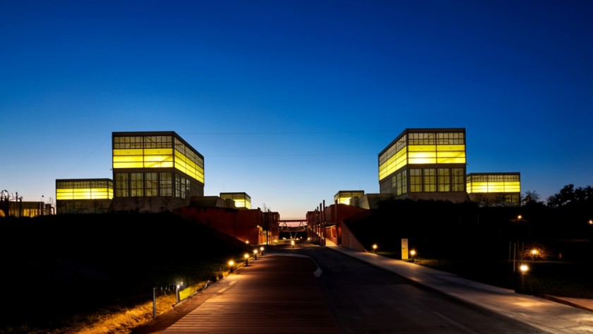 Buildings in the green data center