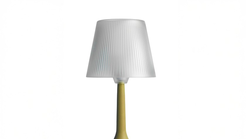 Oggetto di design alla mostra OLTREPLASTICA, all'ADI Design Museum a Milano 