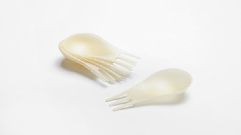 Oggetto di design alla mostra OLTREPLASTICA, all'ADI Design Museum a Milano 