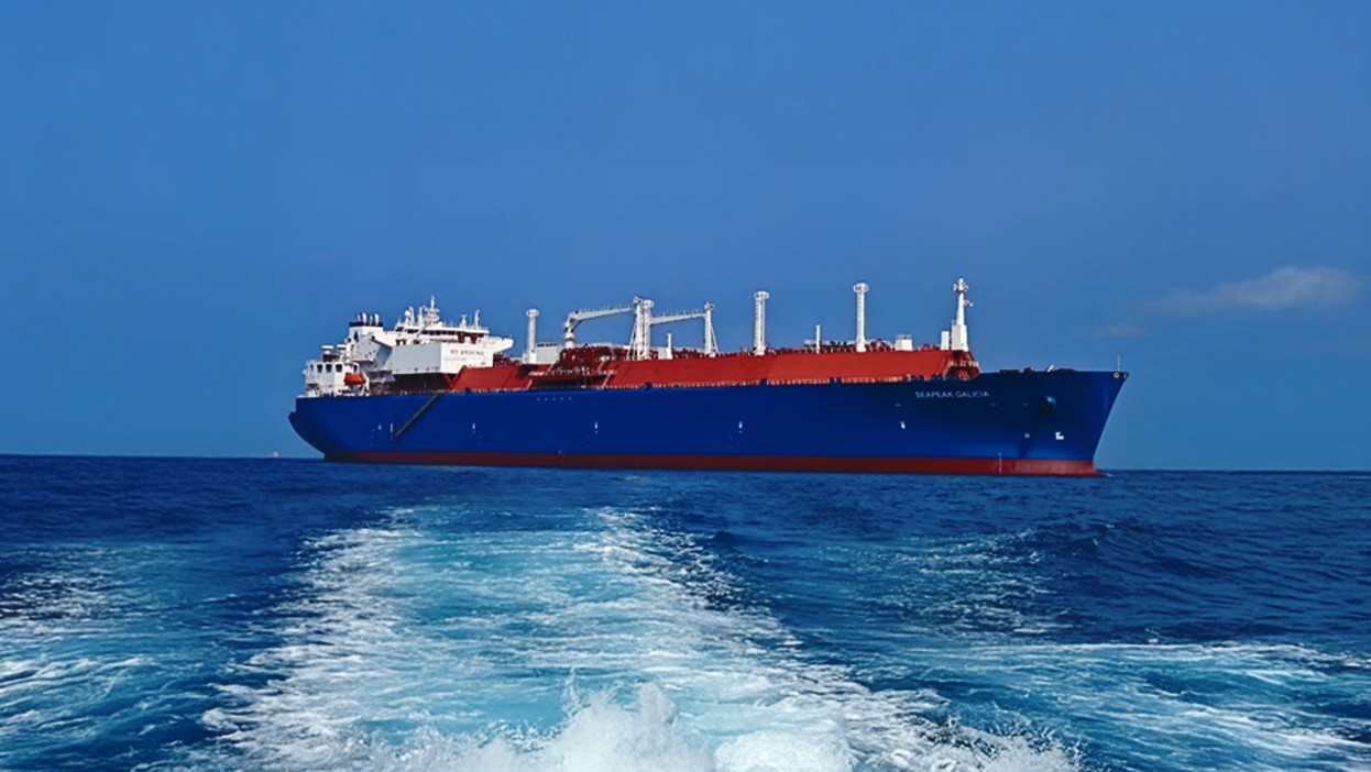 Offshore LNG carrier