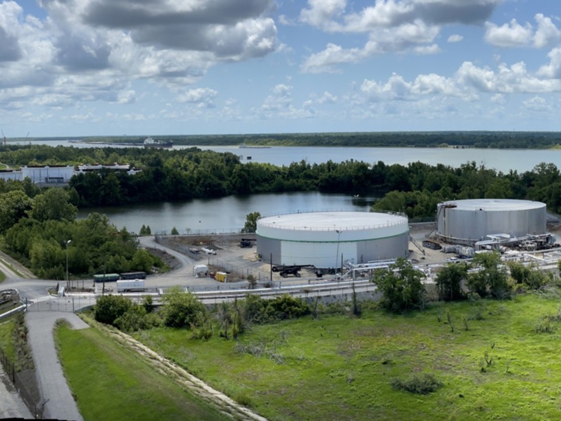 Tank system near the lake