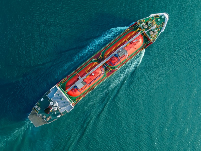 Oil tankers running on sea to export