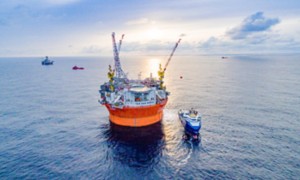 Vista dall’alto dell’impianto di gas nel mare della Norvegia