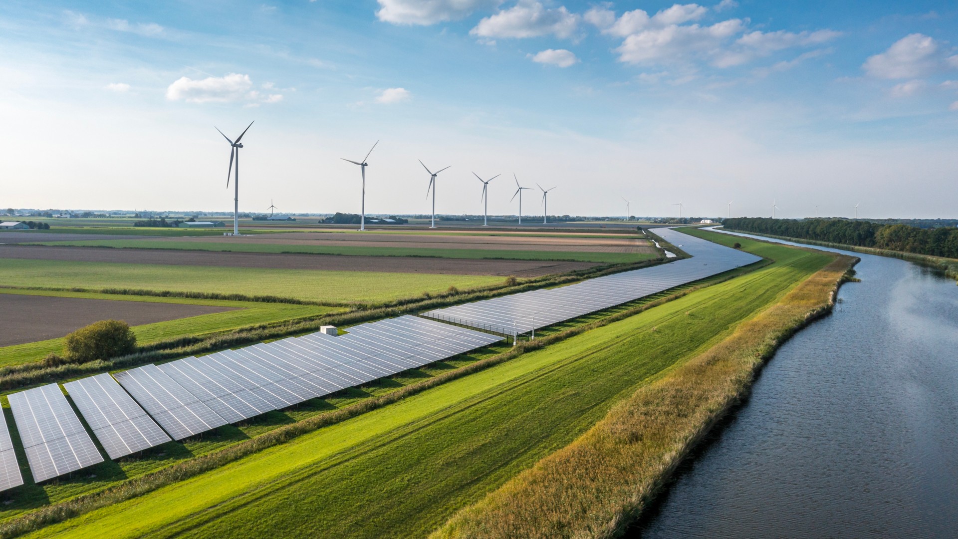 Photovoltaic and wind power plant