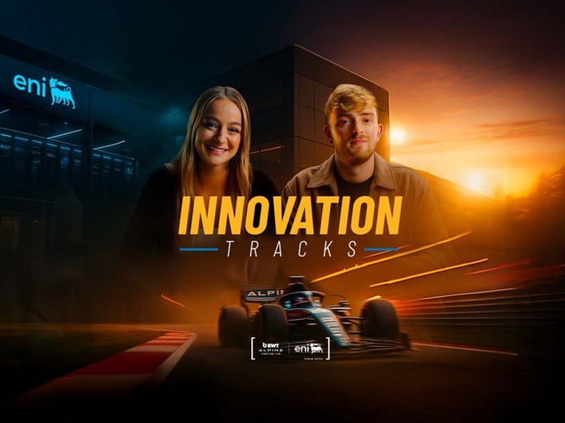 Due persone in primo piano davanti a un edificio moderno con il logo "eni". Sullo sfondo, un'auto di Formula 1 sfreccia al tramonto. Testo centrale: "INNOVATION TRACKS". Loghi di BWT Alpine F1 Team e eni in basso.