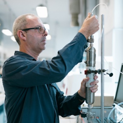 Chemist in the Livorno laboratory