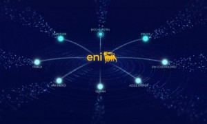 Grafica digitale blu con il logo Eni al centro, collegato da linee luminose a diverse società e aree energetiche.