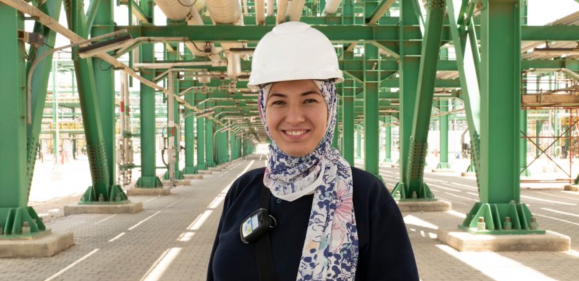 Egyptian woman inside Zohr plant
