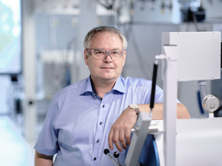 Portrait Siegfried R. Waldvogel