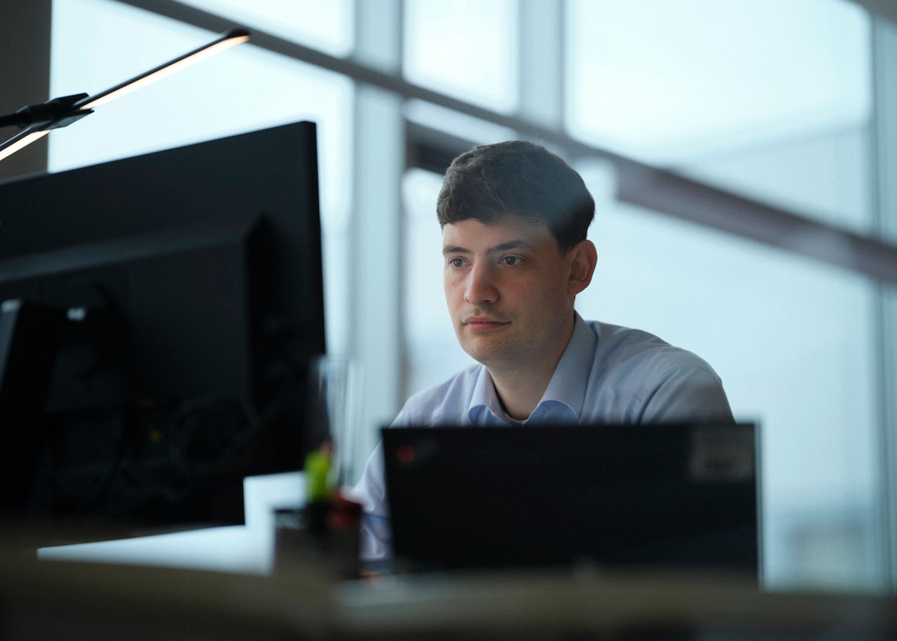 Johannes Dürholt is looking at his monitor.