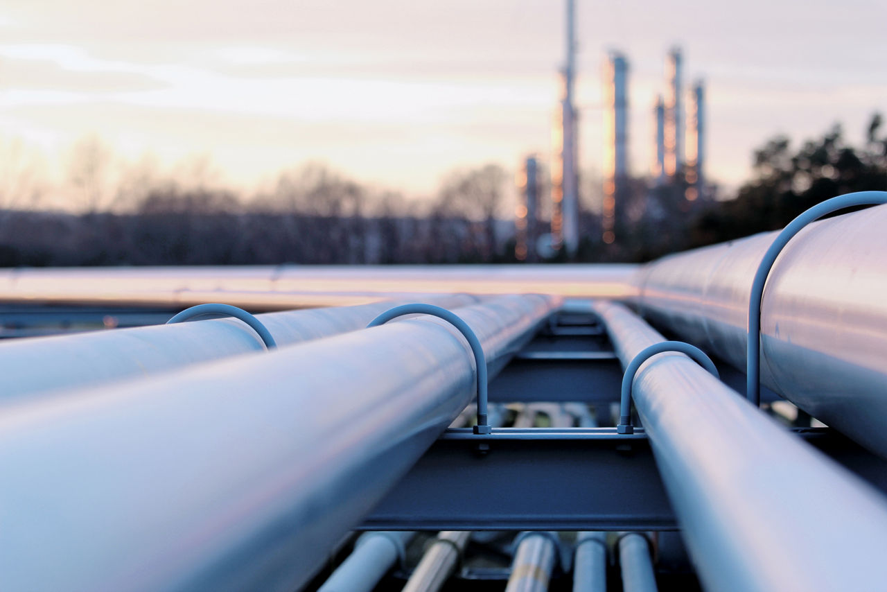 Evonik’s VISIOMER® MAPTAC and VISIOMER® TMAEMC are advanced quaternized aminomethacrylates that serve as key cationic monomers in the formulation of friction reducers.