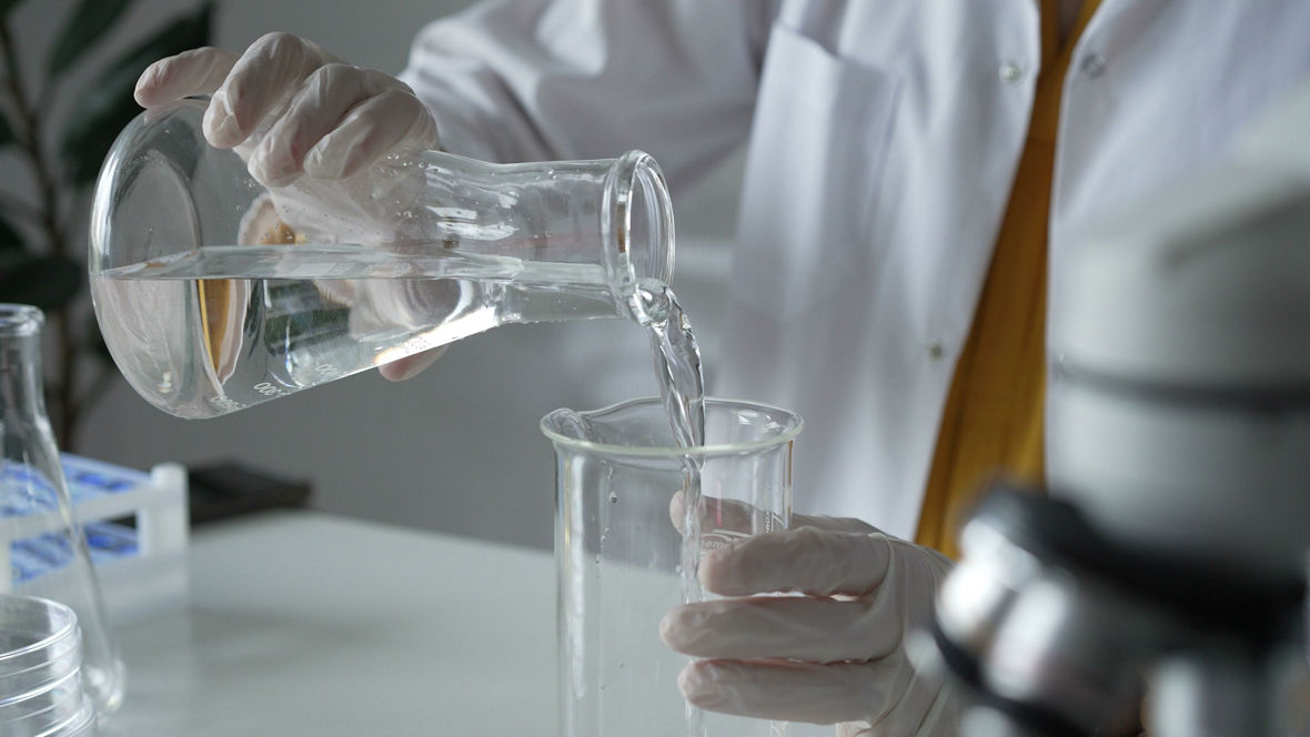 The properties of both products provide flexibility and water resistance as well as excellent dilution/solvency power.