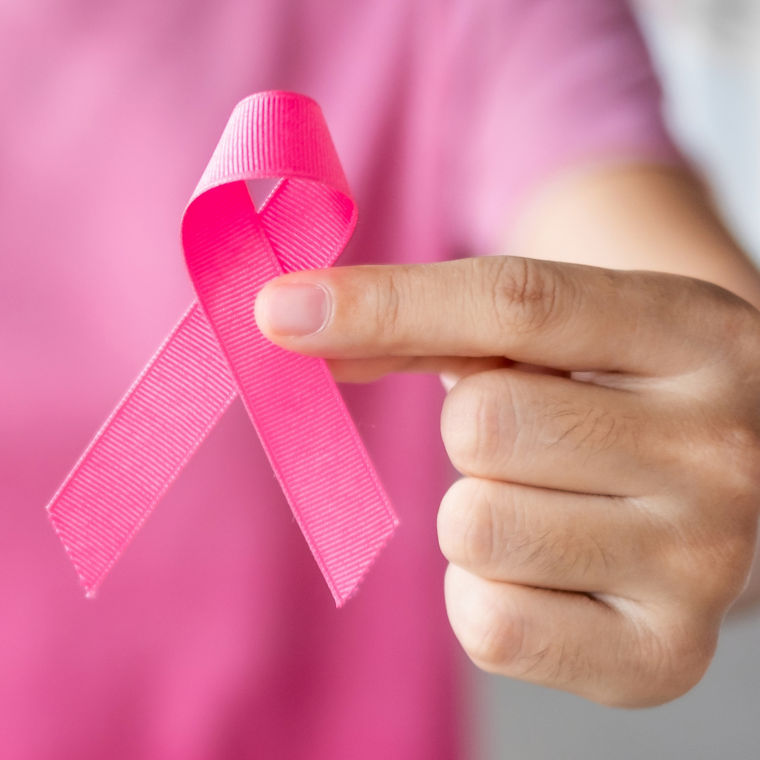 Der Monat Oktober dient allgemein dazu, das Bewusstsein für Brustkrebs-Erkrankungen zu stärken