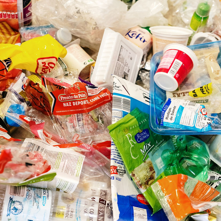 Gemischter Kunststoffmüll