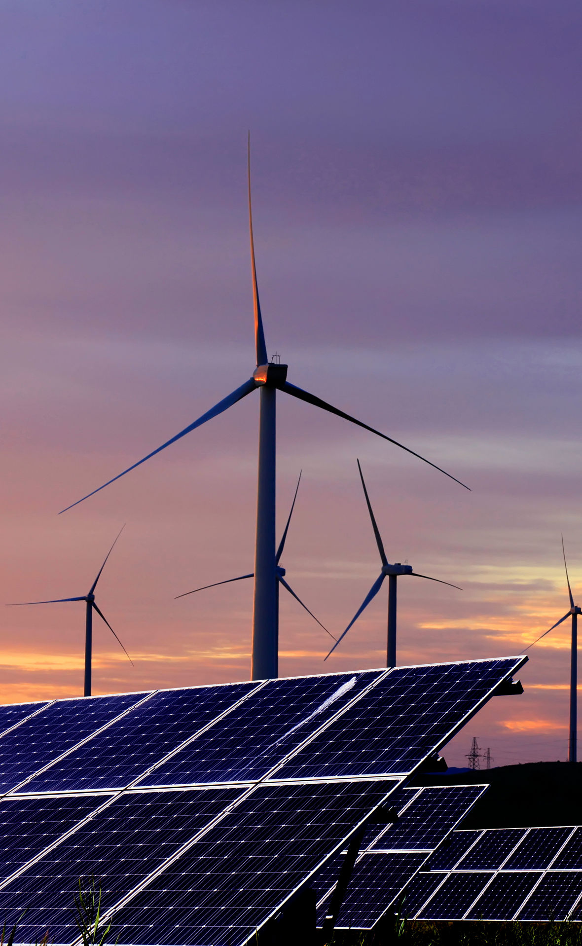 Photovoltaik- und Windkraftanlagen