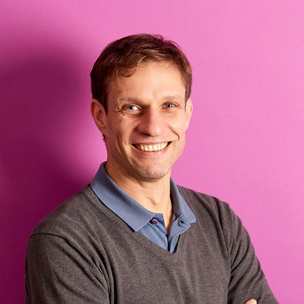 Dr. André  Hennig 