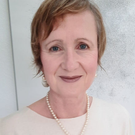 Dr. Antje Hansen