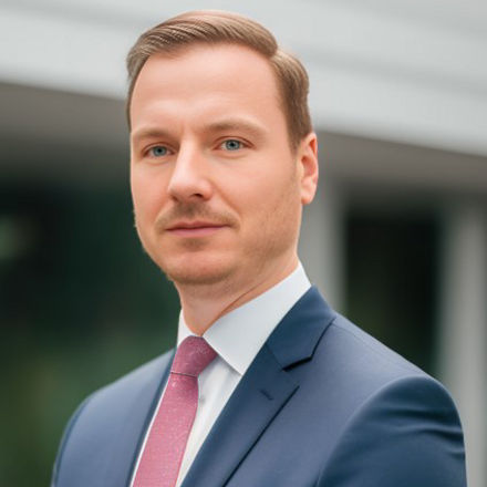 Dr. Christian Brandl