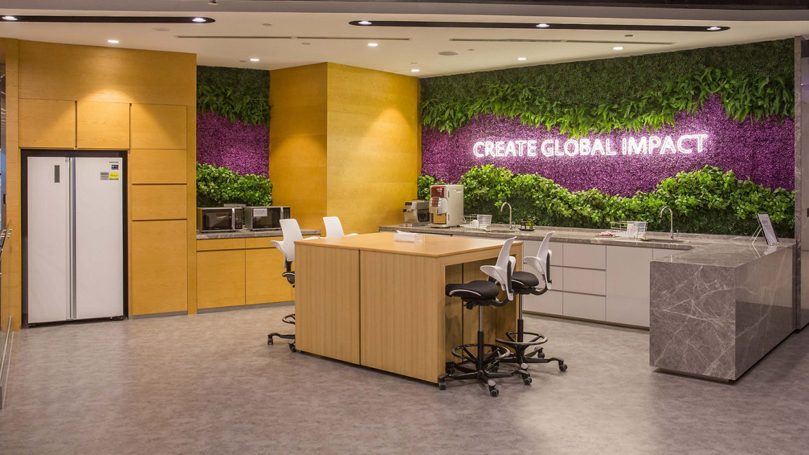 Evonik Asia Research hub in Singapore
------
Evonik Asien Forschungszentrum in Singapur