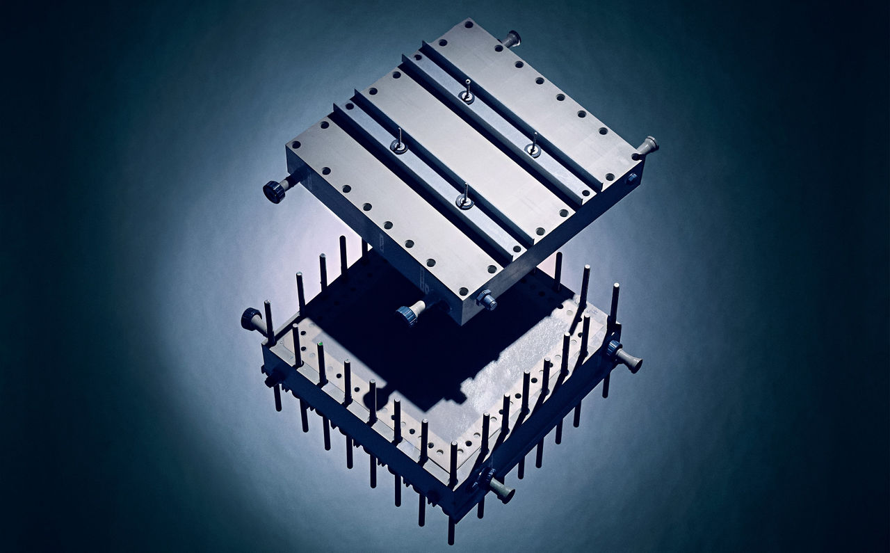 The electrodialysis stack is the heart of the technology: thanks to electricity and various membranes, raw materials can be recovered from the saline solution introduced.