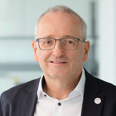 Portrait Stefan Pelzer