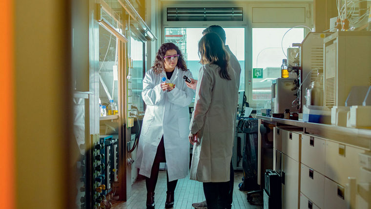 Dr. Rima Jaber im Labor.