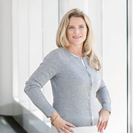 Lauren Kjeldsen Member of the Executive Board, Evonik Operations GmbH President Specialty Additives