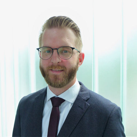 Oliver Peters