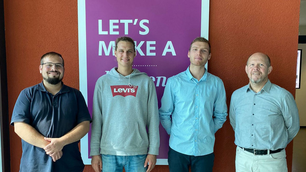 Pierre-Cautaert-and-team-in-Hanau.jpg