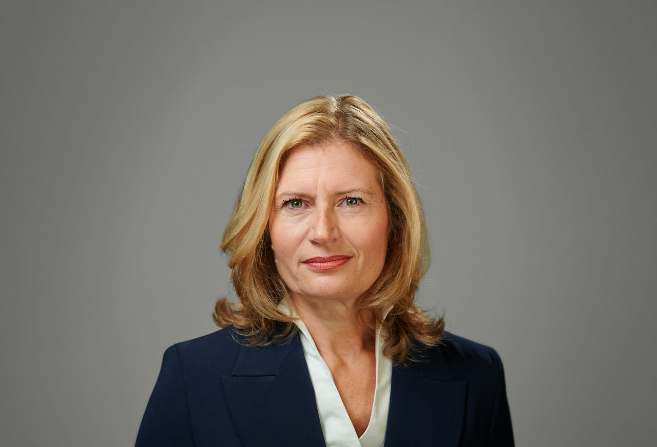 Maike Schuh
Finanzvorständin Evonik Industries AG
CFO
Maike Schuh