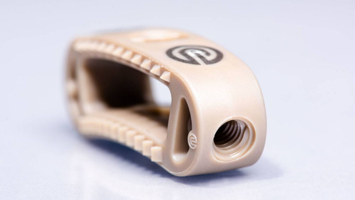 Discover how VESTAKEEP® Fusion enhances the production of osteoconductive PEEK implants through injection molding, offering a variety of designs for spinal surgery applications. Explore the potential of producing multiple modules from a single mold for improved efficiency and customization.