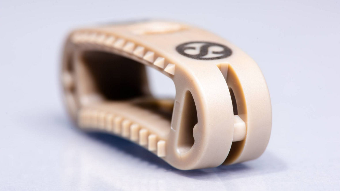 Discover how VESTAKEEP® Fusion enhances the production of osteoconductive PEEK implants through injection molding, offering a variety of designs for spinal surgery applications. Explore the potential of producing multiple modules from a single mold for improved efficiency and customization.