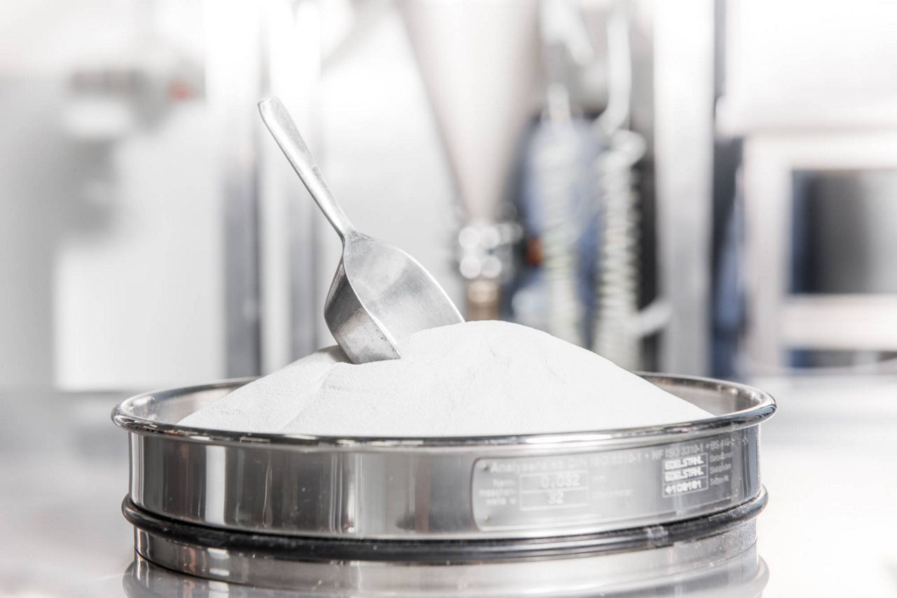 Explore VESTOSINT® Polyamide 12 (PA 12) powders, specifically engineered for durable coating applications.