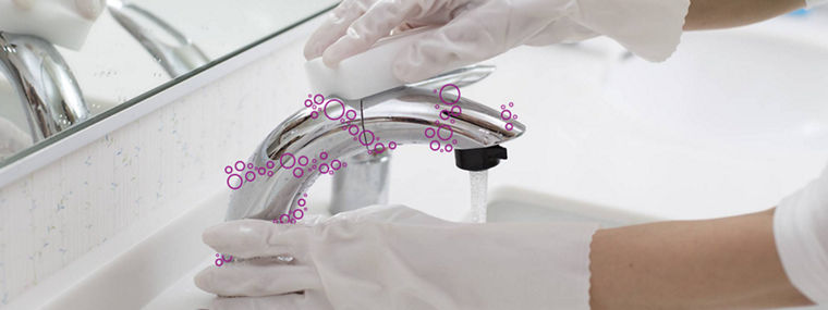 Nachhaltige Haushaltsreinigung mit Wasserstoffperoxid und Peressigsäure