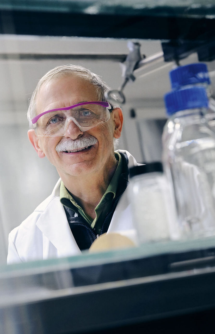 Evonik-Forscher Franz-Erich Baumann