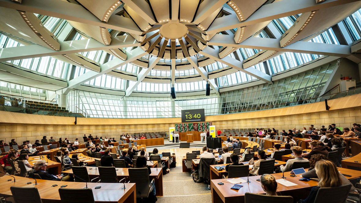 #mitreden-Finale von Rheinischer Post und Evonik im Landtag NW in Düsseldorf